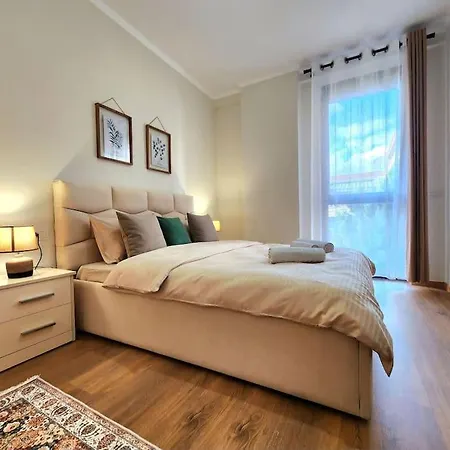 New Bazaar Flat W/ 24h Self Check In * Tirana