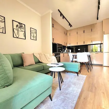 New Bazaar Flat W/ 24h Self Check In * Tirana